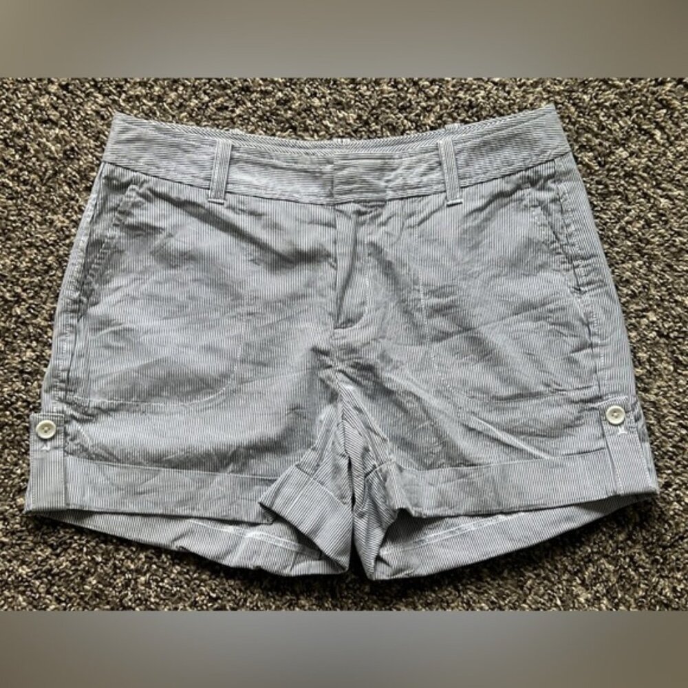 Banana Republic Pinstriped Gray Women's Shorts